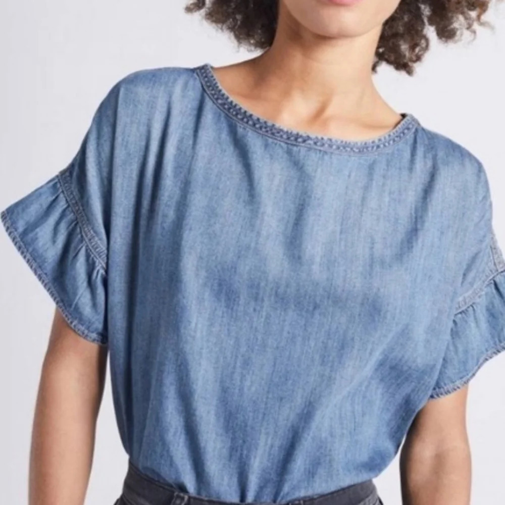 🔥 (5for$35) NWT Current/Elliot Chambray Crew neck Short Ruffle Sleeve Size S